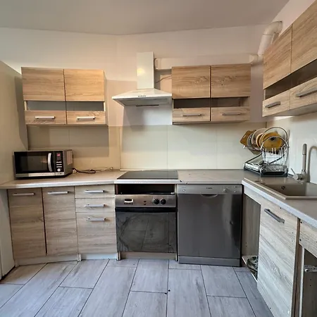 3 Rooms, 5 Beds, 7 People Wroclaw Exterior photo